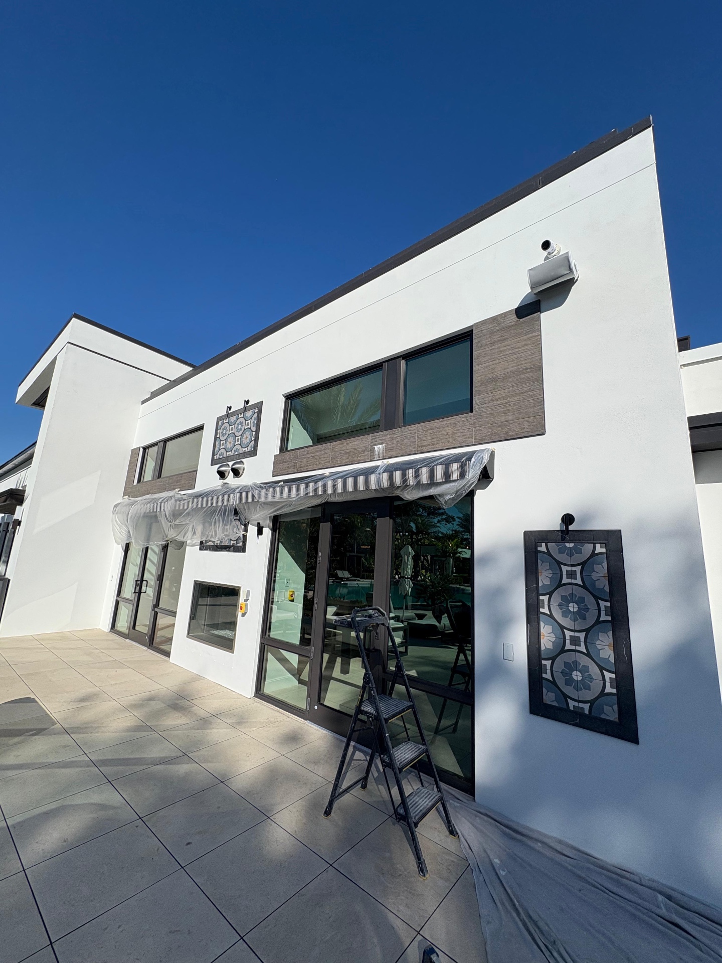 Exterior Clubhouse Repaint – Front Entry